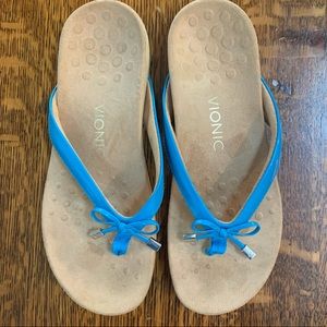 Vionic Bella II blue turquoise sandals flip flops
